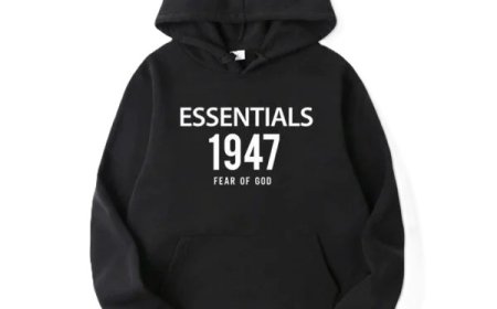 A Streetwear Icon: Essentials Hoodie Explained
