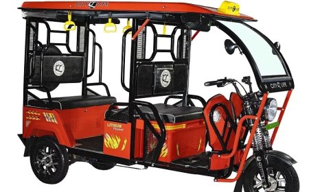 Top E Rickshaw Manufacturers in India Driving the Future of Urban Mobility